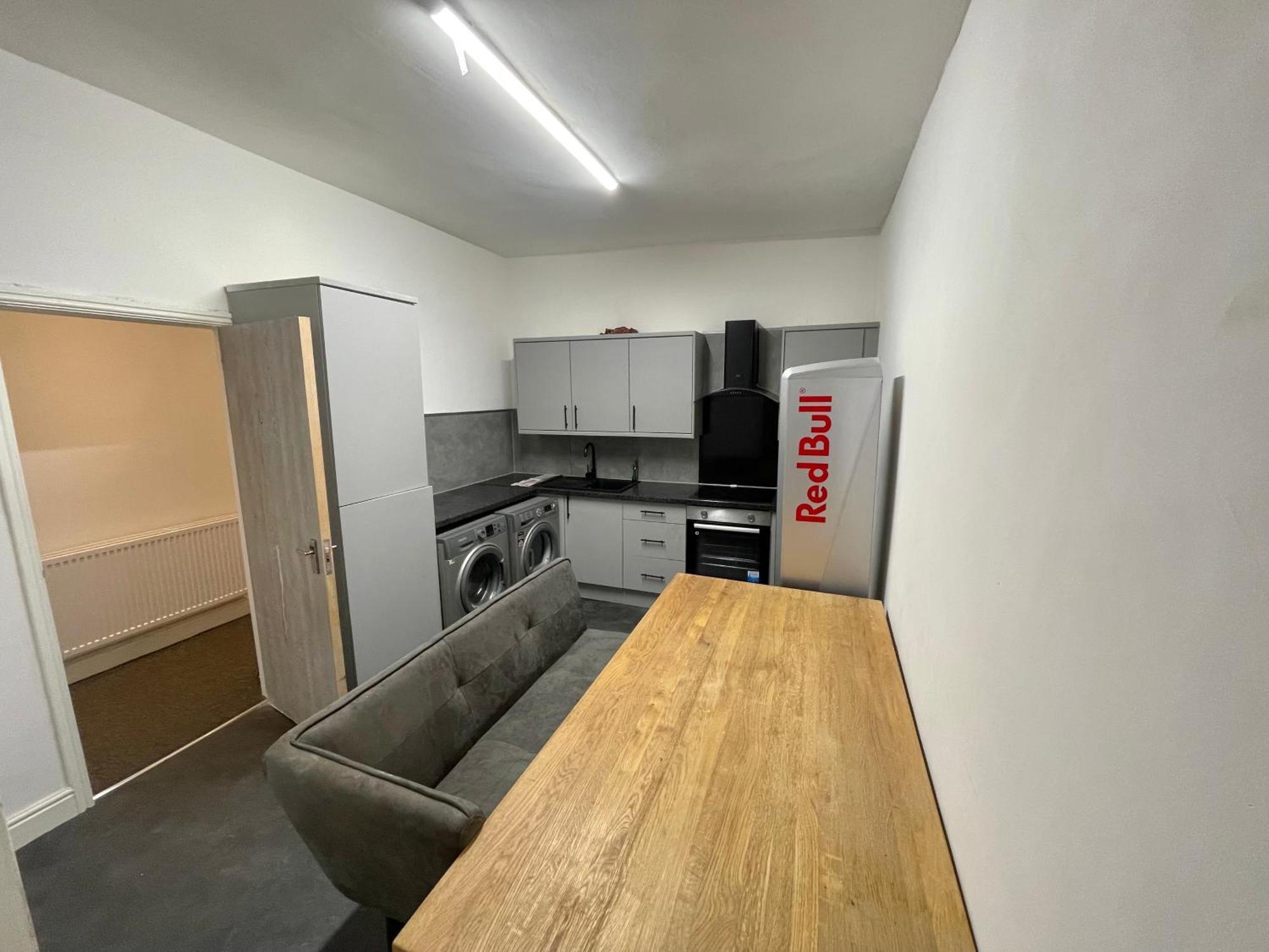 Pc Homes Room C Хайд Екстериор снимка
